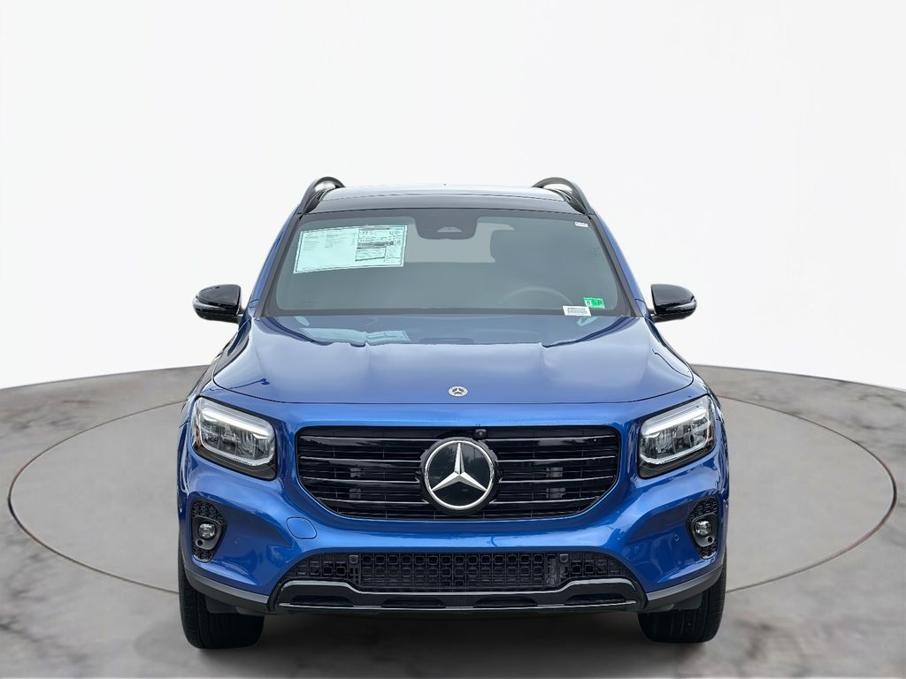 2025 Mercedes Benz GLB 250 4MATIC photo 2