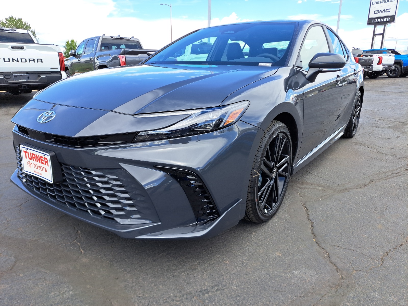 2025 Toyota Camry XSE photo 8