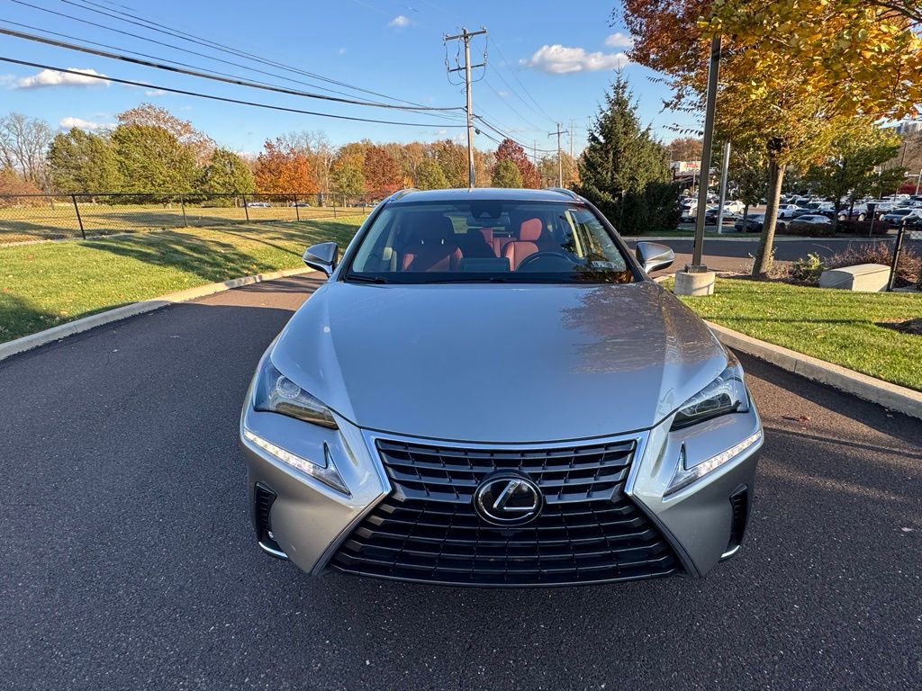 2021 Lexus NX 300 photo 4