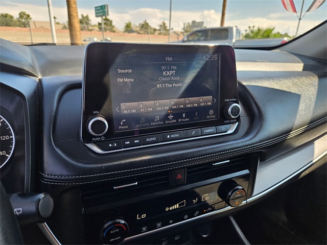2024 Nissan Rogue SV photo 10