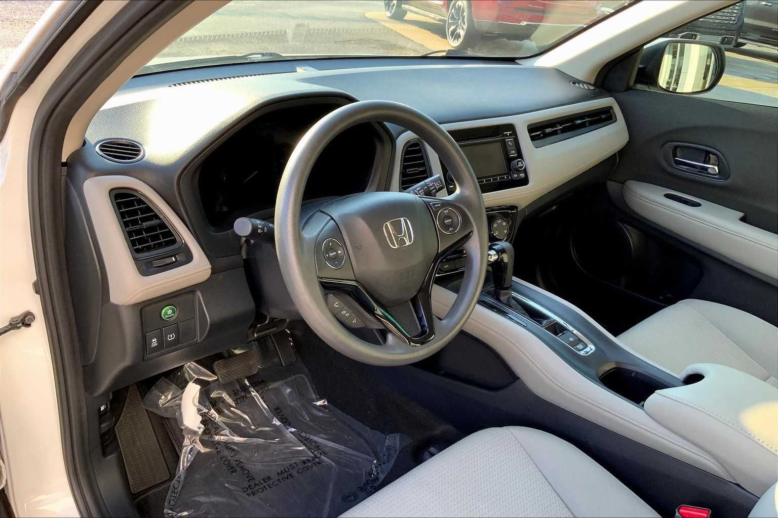 2022 Honda HR-V LX photo 16