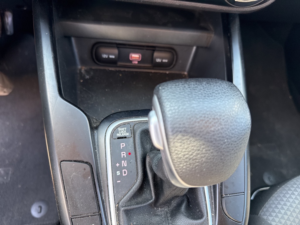 2020 Kia Soul LX photo 11