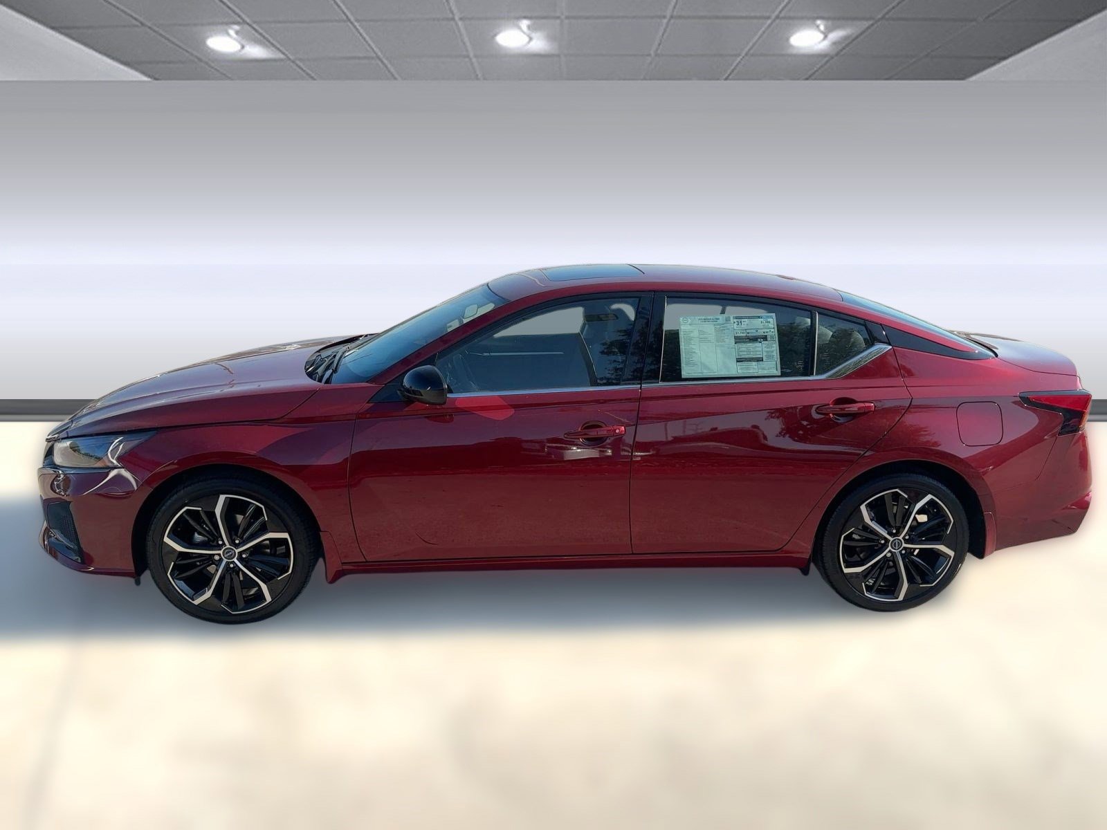 2025 Nissan Altima SR photo 2
