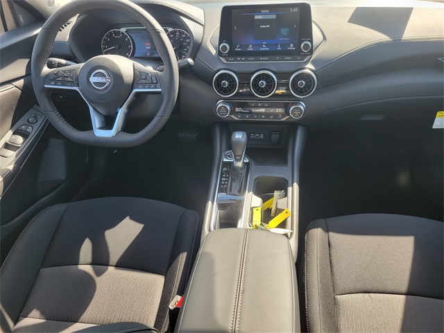 2025 Nissan Sentra SV photo 30