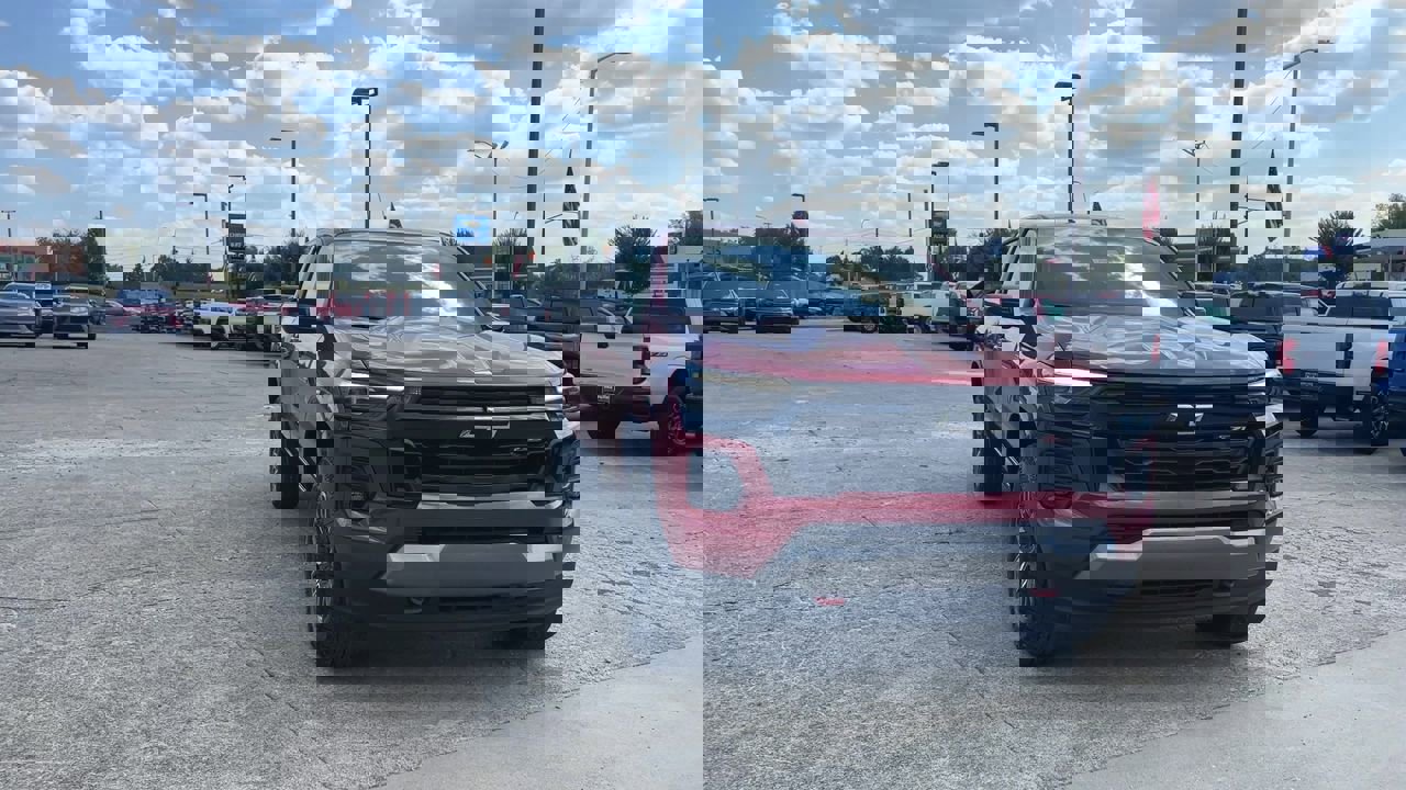 2026 Chevrolet Colorado Z71 photo 3