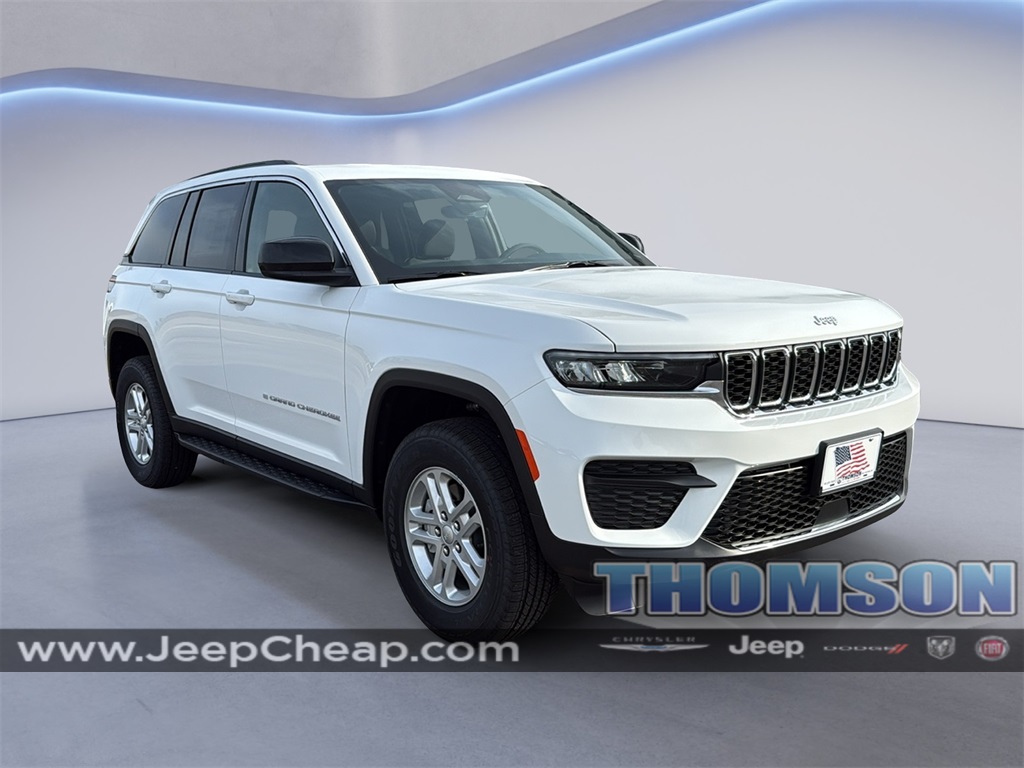 2025 Jeep Grand Cherokee Laredo's photo