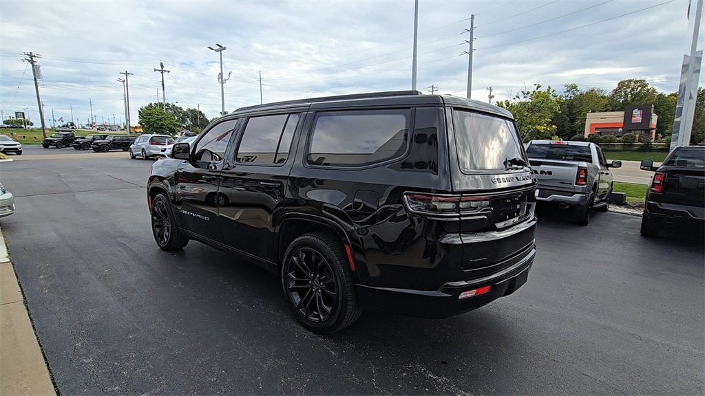 2022 Jeep Grand Wagoneer II photo 3