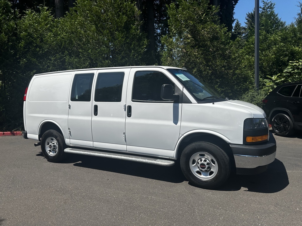 2022 Gmc Savana 2500 photo 7