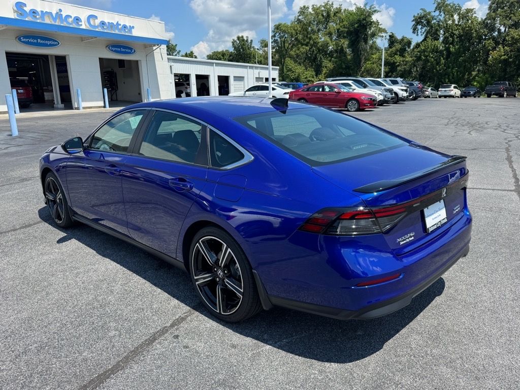 2024 Honda Accord Hybrid Sport photo 2