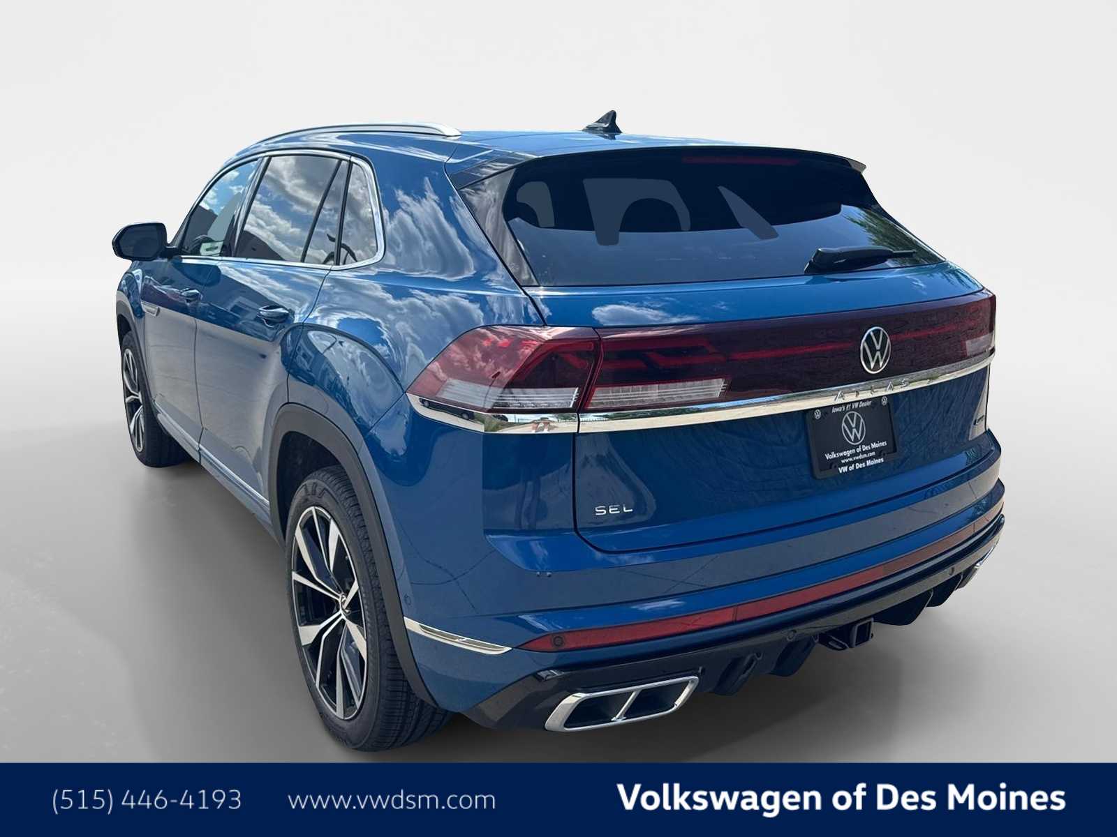 2025 Volkswagen Atlas Cross Sport SEL Premium R-Line photo 4