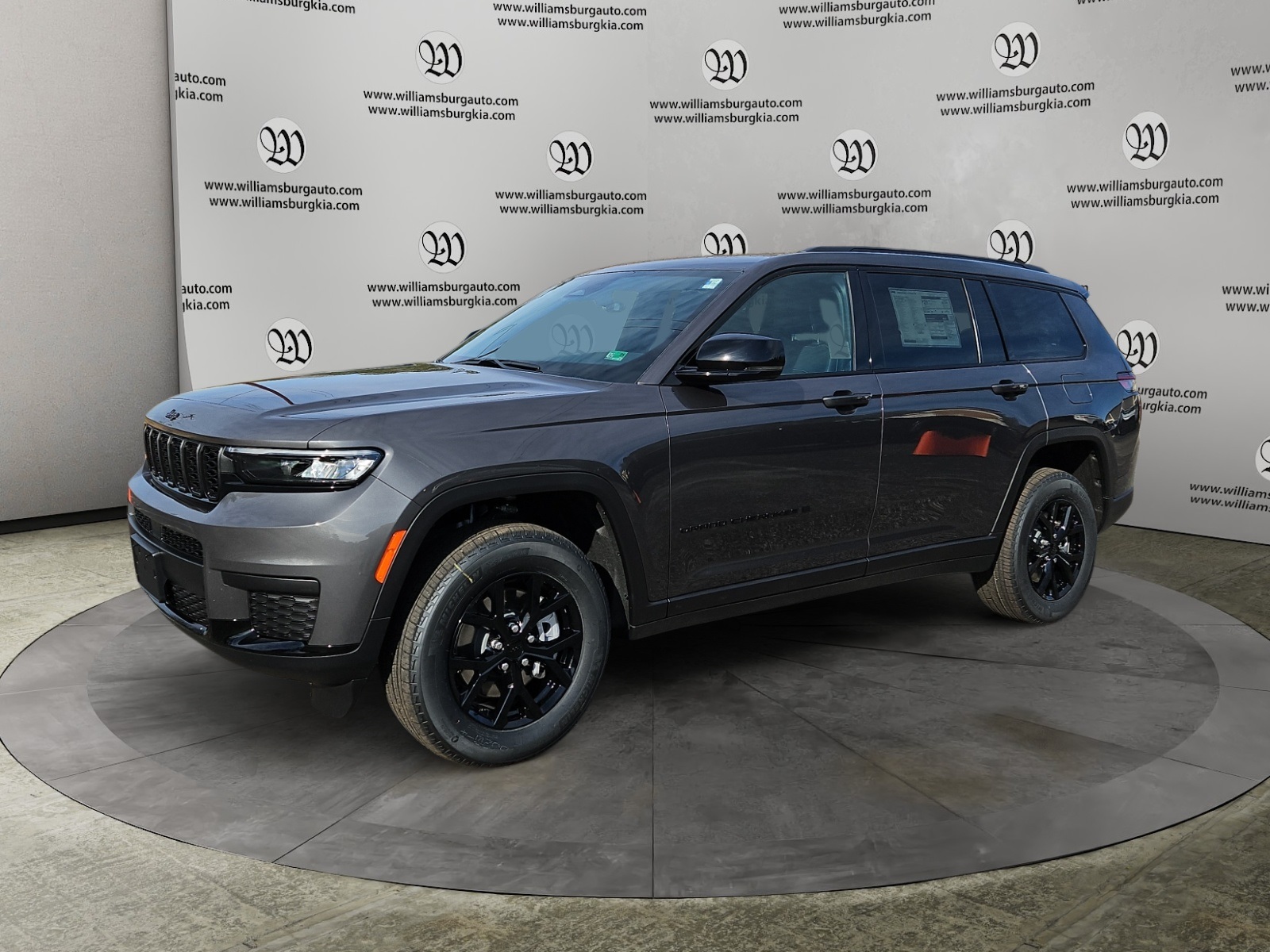 2025 Jeep Grand Cherokee L Altitude's photo