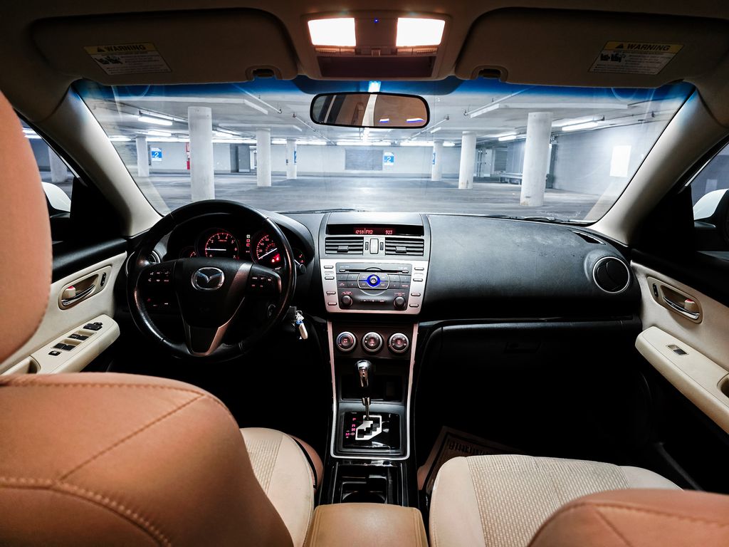 2011 Mazda Mazda6 Touring Plus photo 2