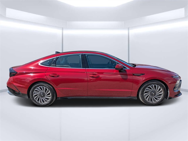 2024 Hyundai Sonata Hybrid Limited photo 2