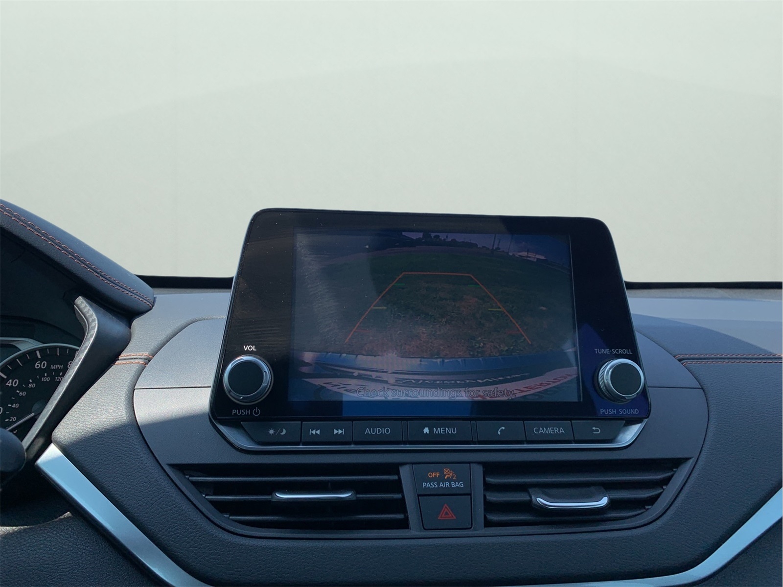 2022 Nissan Altima 2.5 SR photo 18