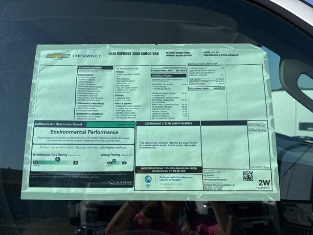 2025 Chevrolet Express Cargo 3500 photo 16