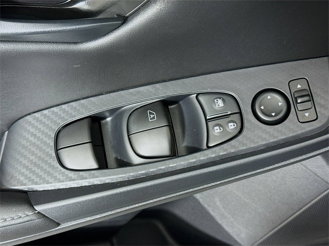 2025 Nissan Sentra S photo 9