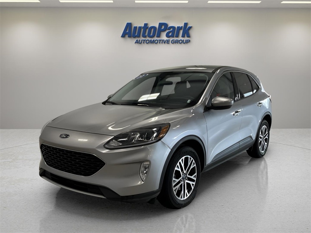 2022 Ford Escape SEL photo 3
