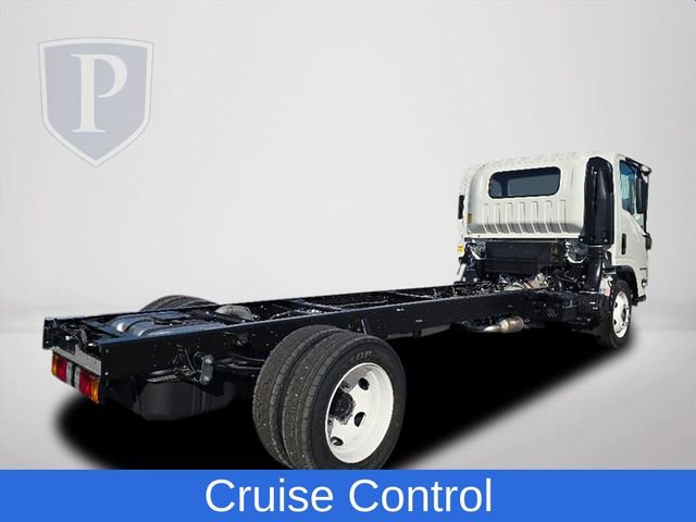 2025 Chevrolet Silverado 4500HD photo 4