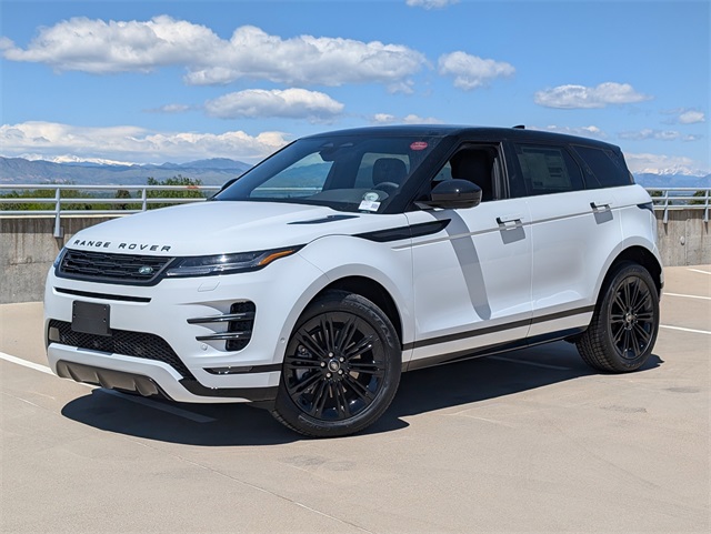 2026 Land Rover Range Rover Evoque Dynamic SE photo 2