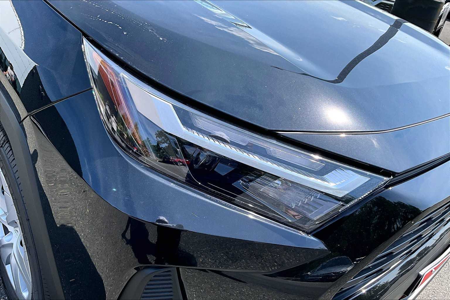 2025 Toyota RAV4 LE photo 13