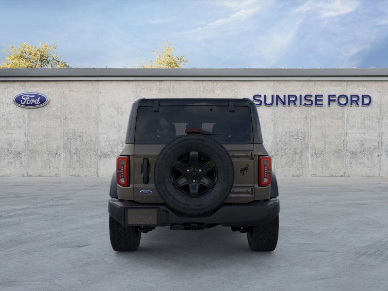 2025 Ford Bronco Outer Banks photo 6