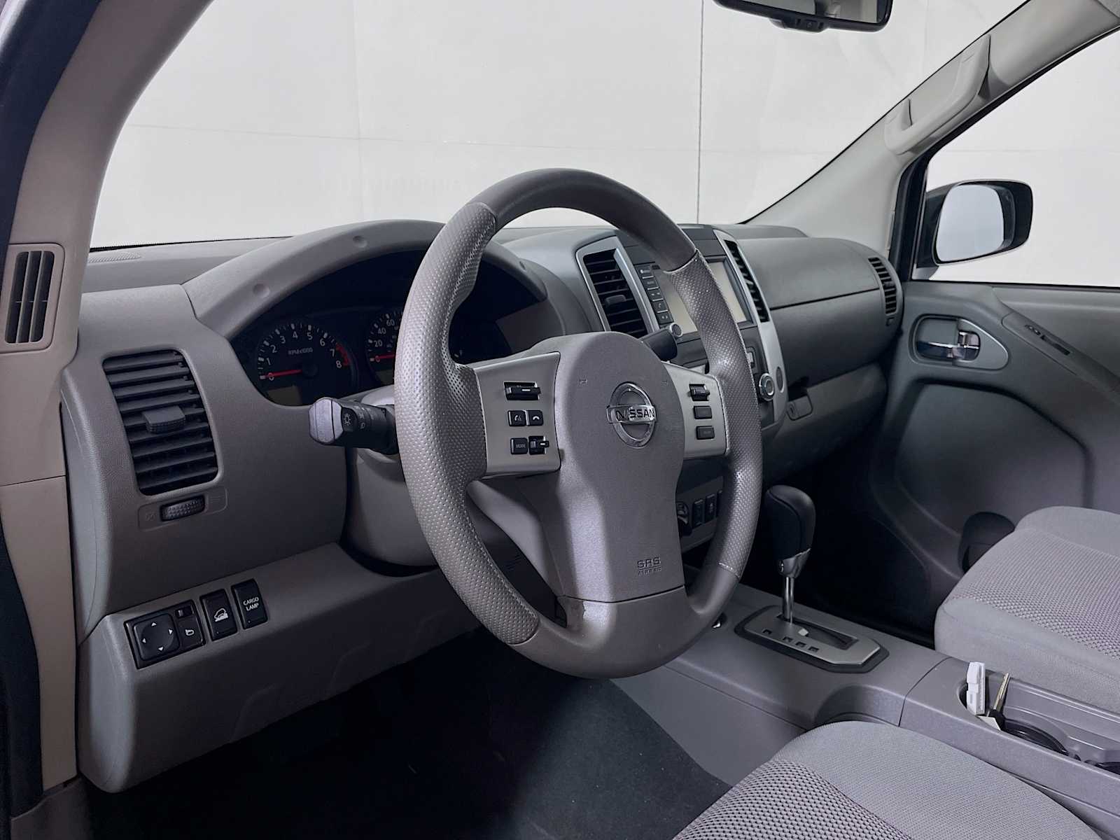 2021 Nissan Frontier SV photo 6