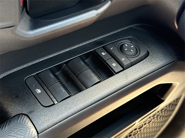 2025 Toyota 4Runner SR5 photo 18