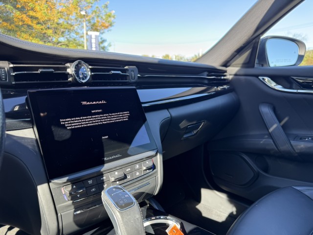 2022 Maserati Quattroporte Modena Q4 photo 28