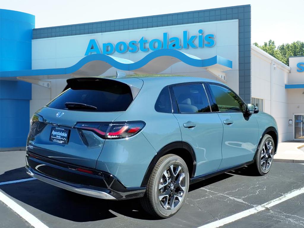 2026 Honda HR-V EX-L photo 2