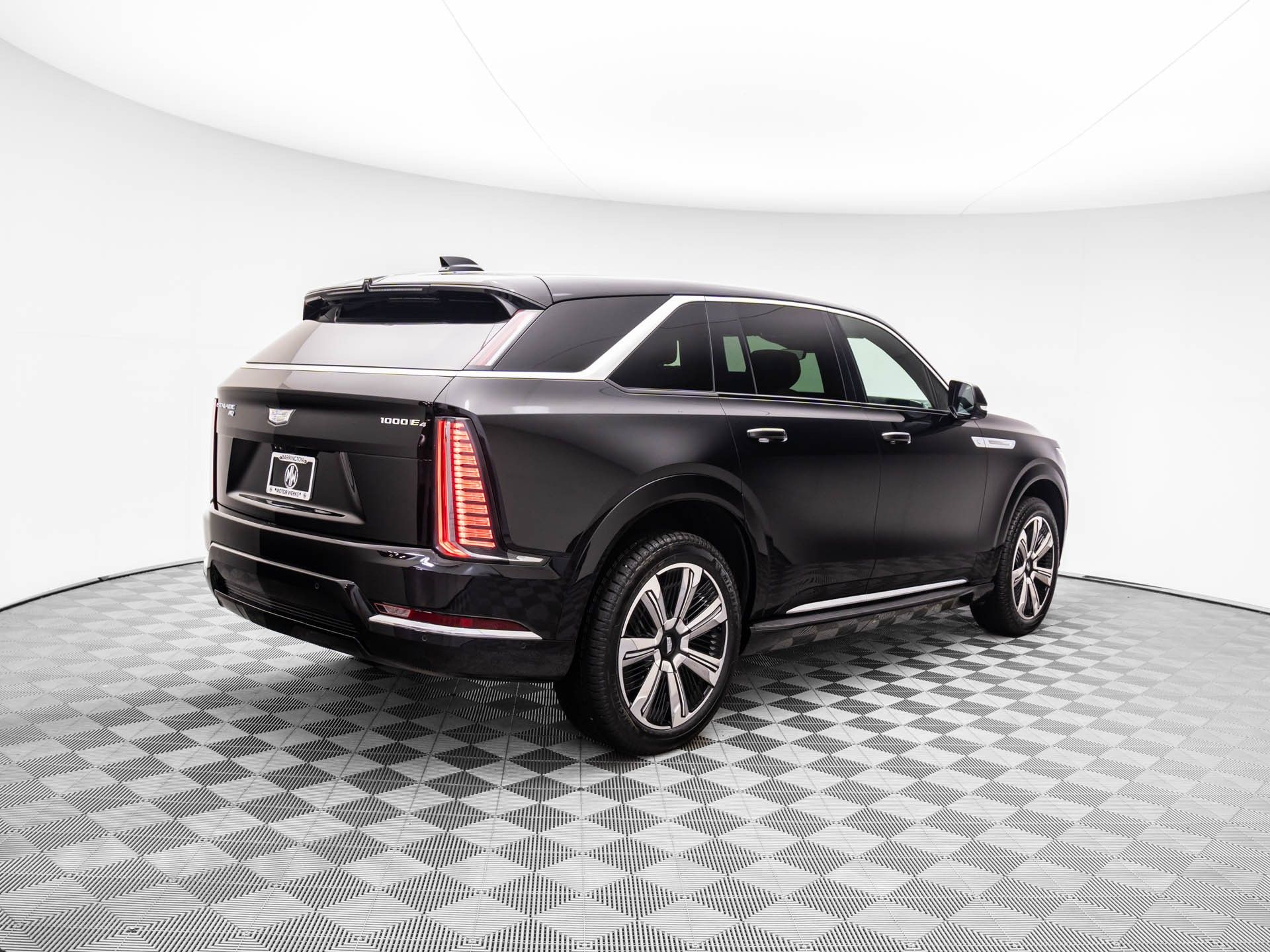 2025 Cadillac Escalade IQ Luxury photo 8
