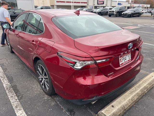 2022 Toyota Camry XLE's photo