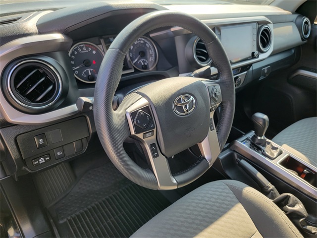 2022 Toyota Tacoma V6 4x4 photo 14