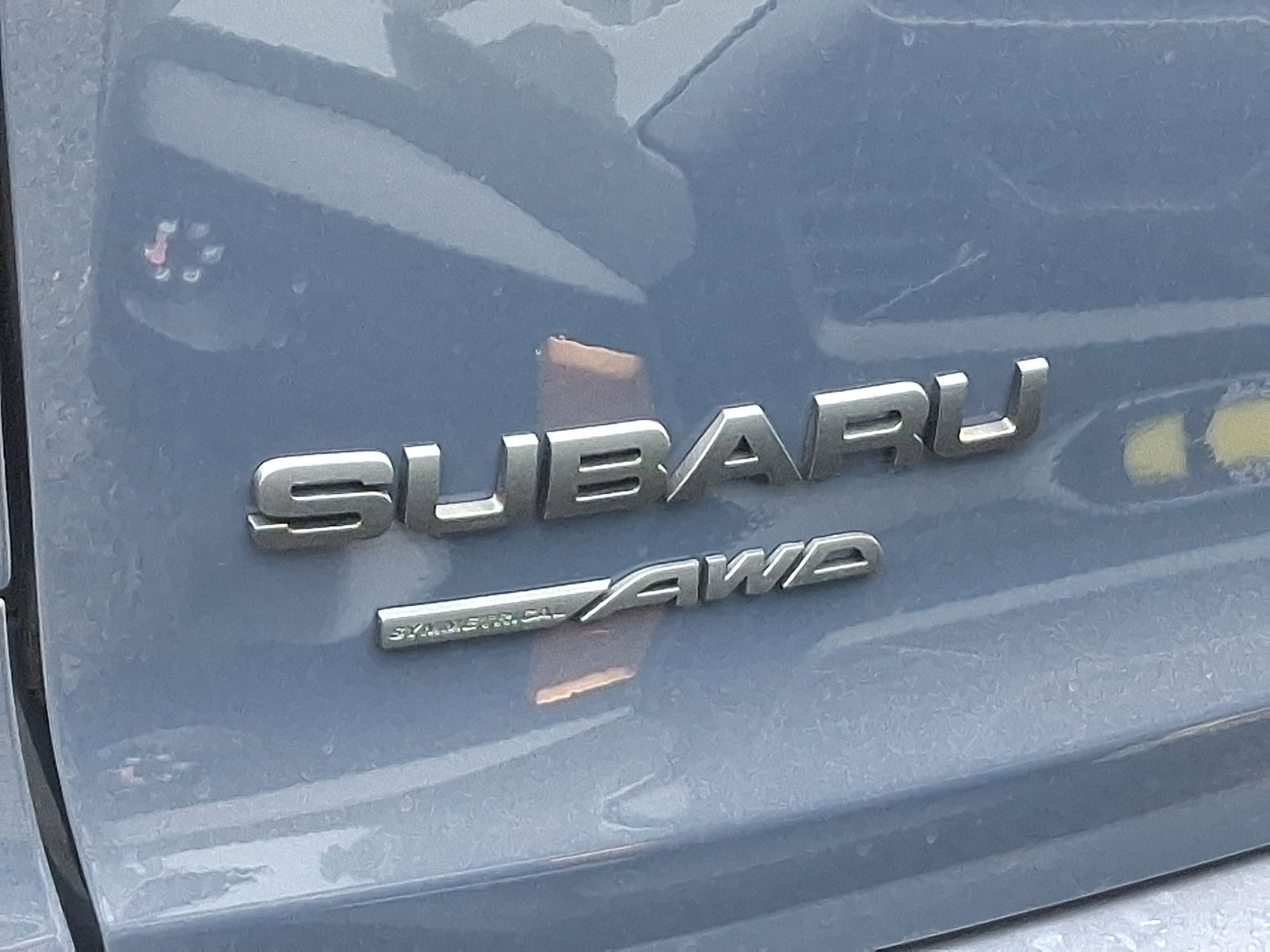 2025 Subaru Ascent Limited photo 2