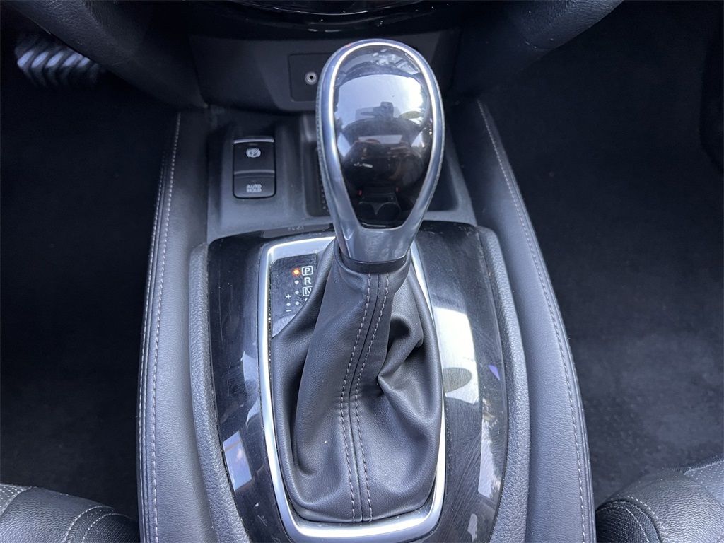 2019 Nissan Rogue SL photo 35