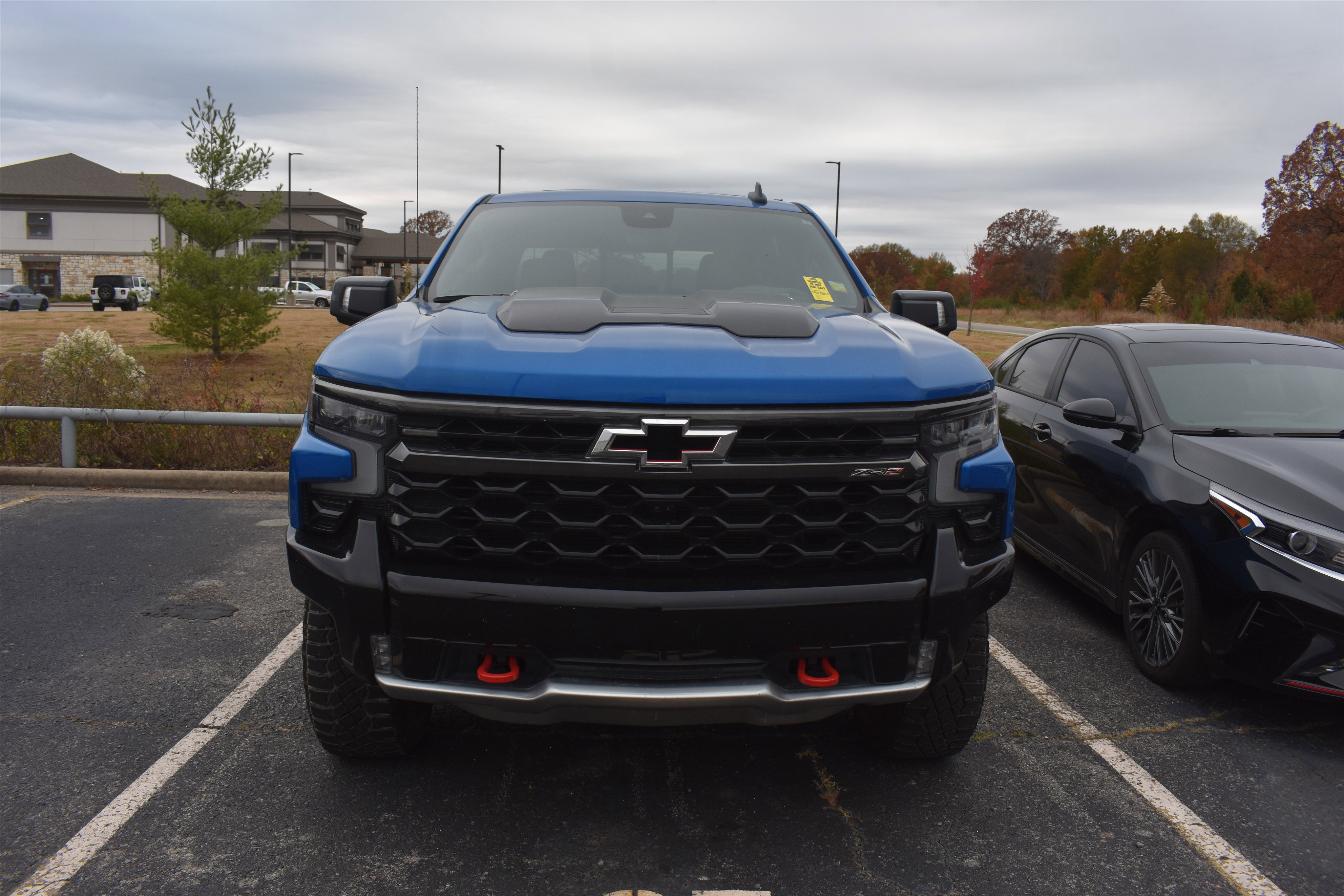Used 2024 Chevrolet Silverado 1500 ZR2 with VIN 3GCUDHELXRG264200 for sale in Little Rock