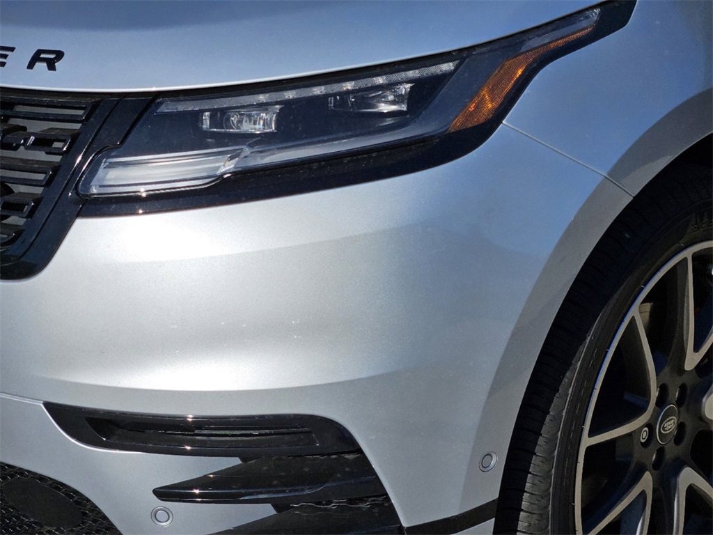 2024 Land Rover Range Rover Velar SE photo 8