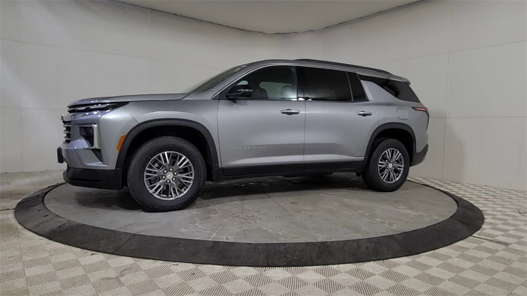 2025 CHEVROLET TRAVERSE - Image 4
