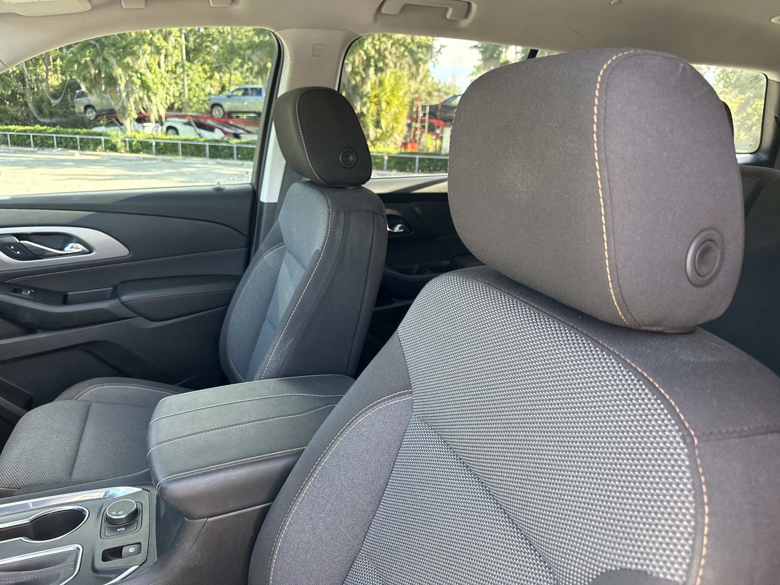 2020 Chevrolet Traverse LS photo 21