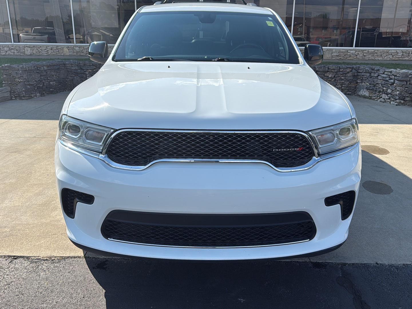 2023 Dodge Durango SXT photo 2