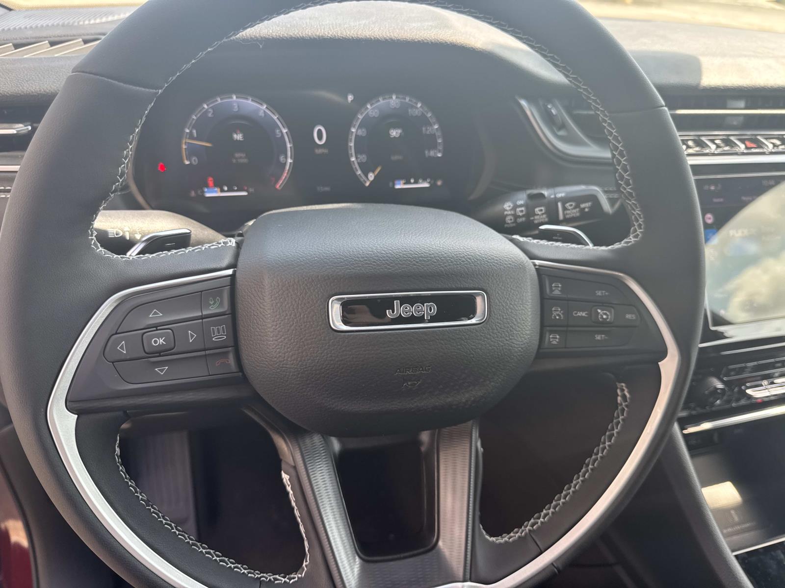 2025 Jeep Grand Cherokee Laredo X photo 10