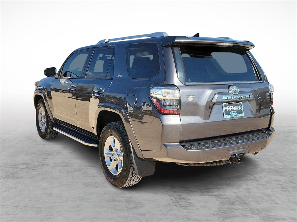 2017 Toyota 4Runner SR5 photo 7