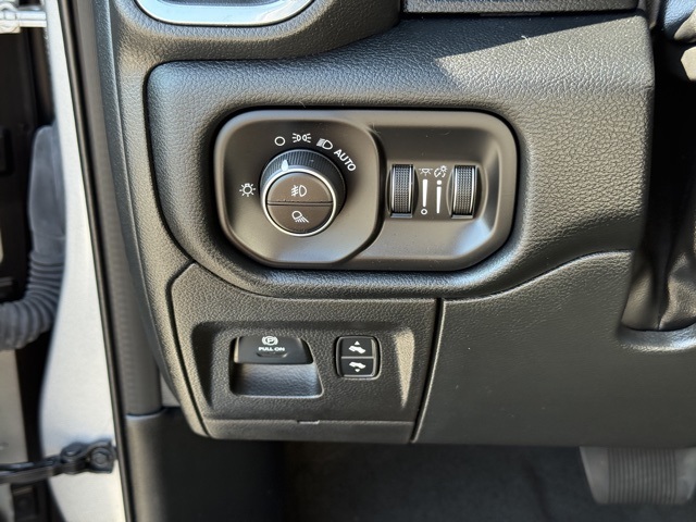 2022 Ram 1500 Laramie photo 19