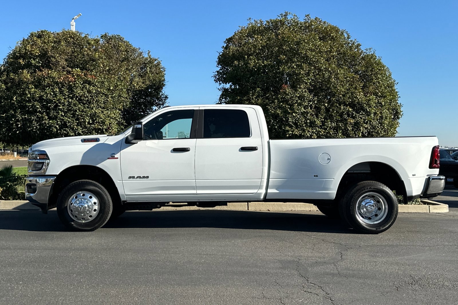 2026 Ram 3500 Big Horn photo 7
