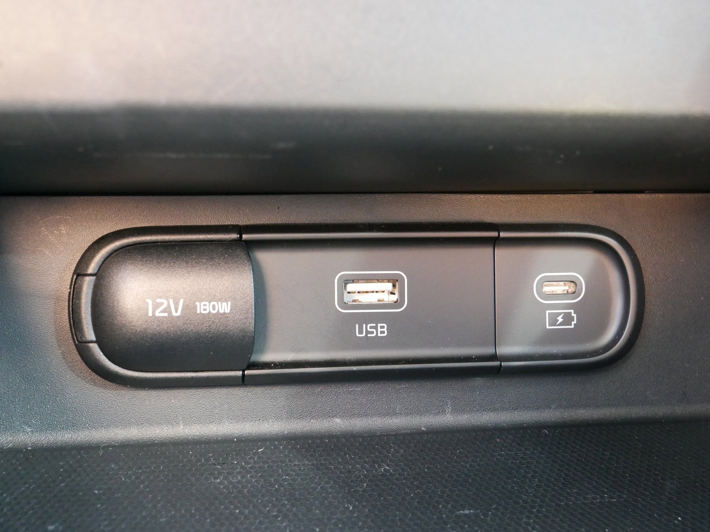 2024 Kia Seltos S X-Line photo 32