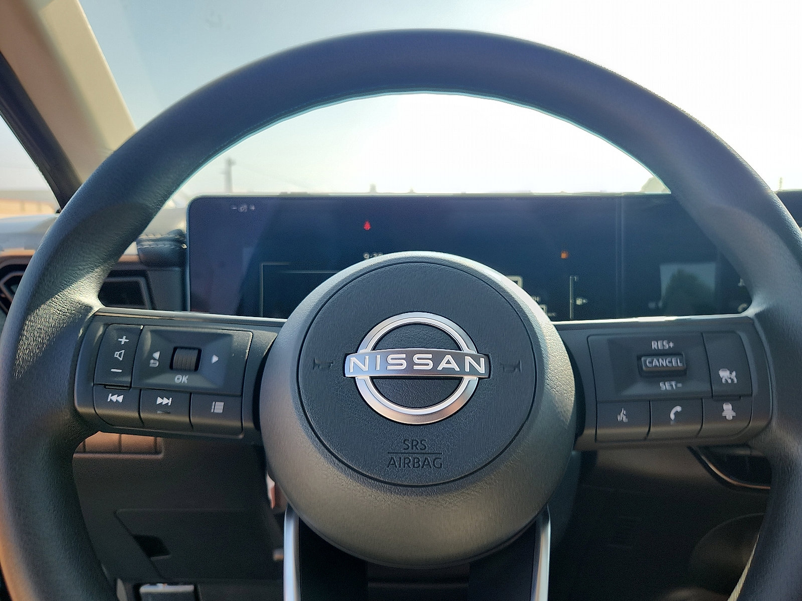 2025 Nissan Kicks SV photo 13