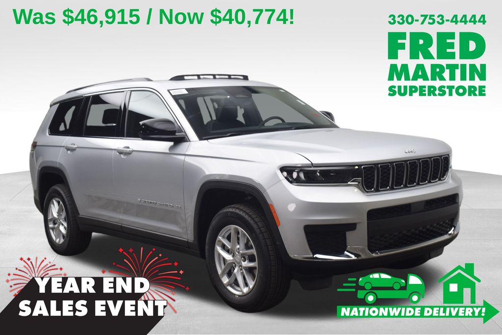 2025 Jeep Grand Cherokee L Laredo's photo