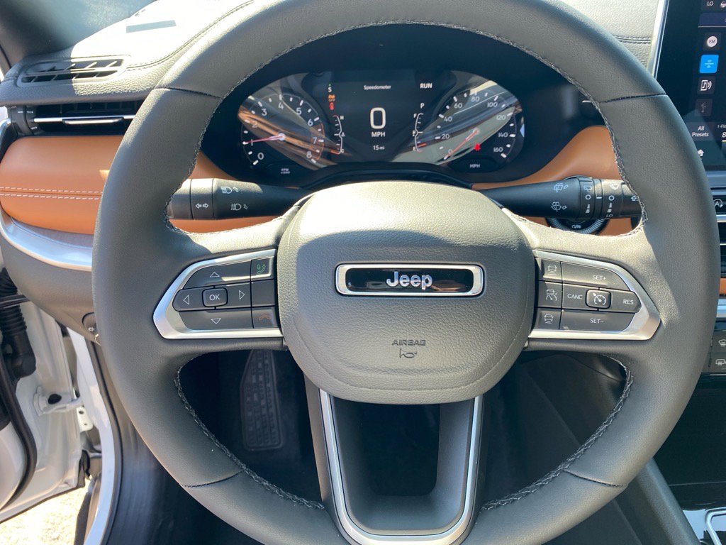 2025 Jeep Compass Limited photo 5