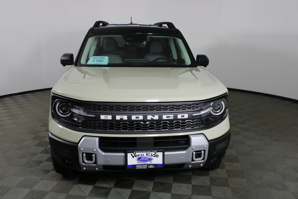 2025 Ford Bronco Sport Badlands photo 2