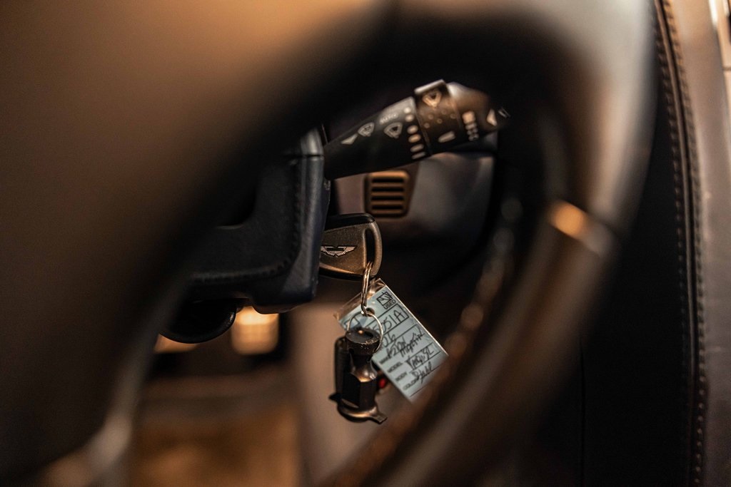 2006 ASTON MARTIN VANQUISH - Image 24