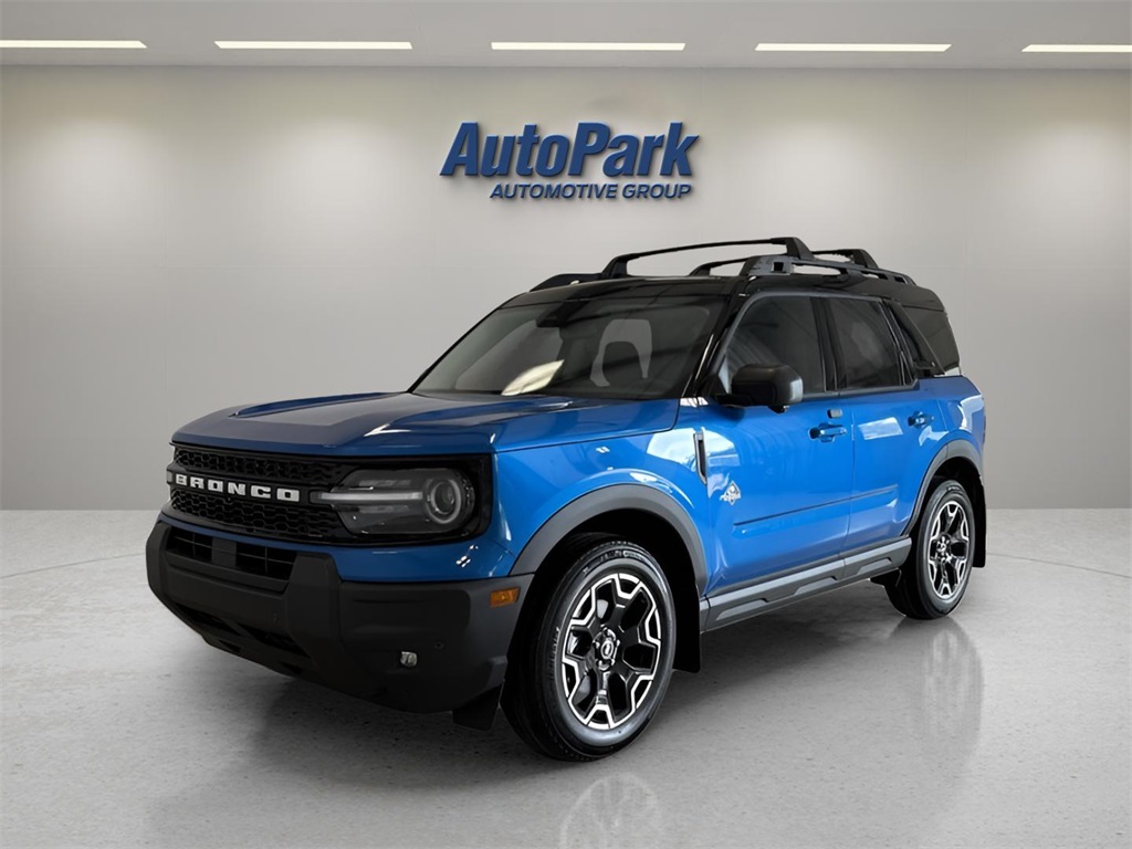 2025 Ford Bronco Sport Outer Banks photo 3